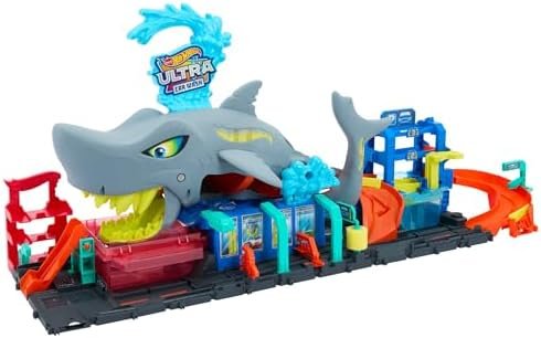 Hot Wheels Let’s Race Netflix - City Station de Lavage Requin Coffret Piste de Course avec Voiture Color Reveal à l’échelle 1/64, Fonction de Changement de Couleur et Rangement, HTN82