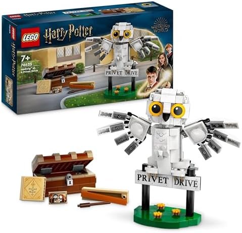 LEGO Harry Potter Hedwig at 4 Privet Drive, Fantastic Building Toy for Children, Owl Figurine, Self-Empowering Play, Ideal Surprise Gift for Girls, Boys and Fans 7 Years Old 76425